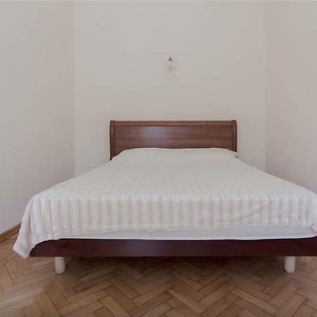 Apartment Julia 3 Одесса Экстерьер фото